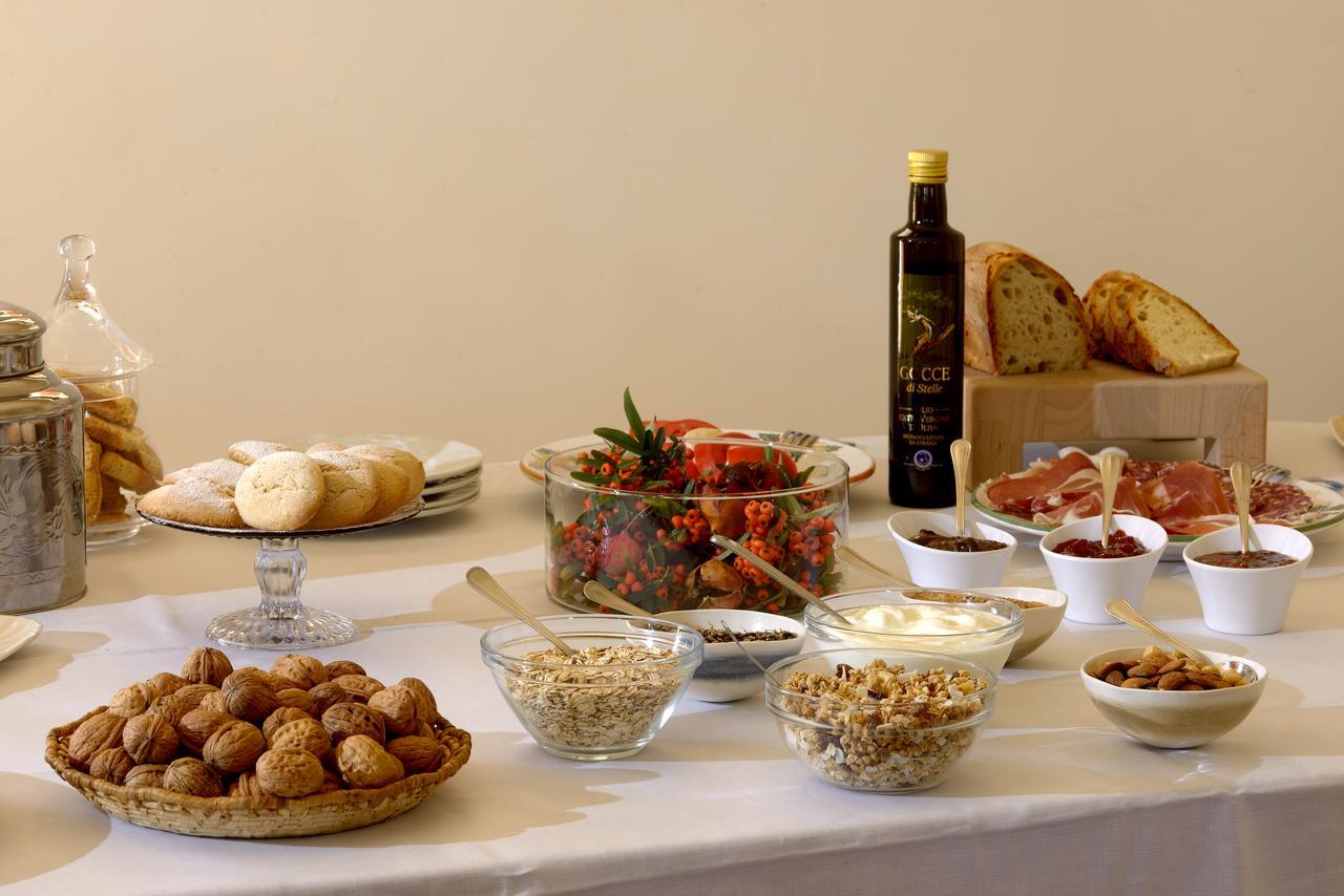 Contado San Lorenzo B&B And Wine Castilenti Exteriör bild